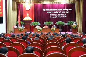 Khai mạc kỳ họp thứ Tám HĐND thành phố Hạ Long khóa 1, nhiệm kỳ 2016-2021