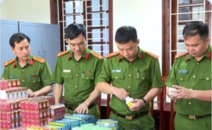Từ vụ hàng chục tấn thuốc giả, bác sĩ khuyên nguyên tắc '2 có, 3 không'