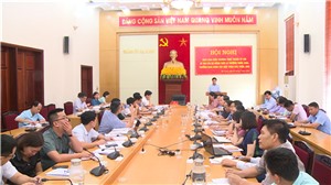 Thường trực Thành ủy giao ban với cán bộ thôn, khu phố